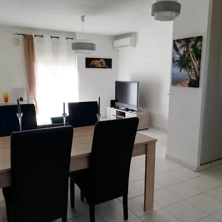 شقة Rez De Six-fours *